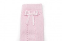 Calcetines rosas calados con lazo